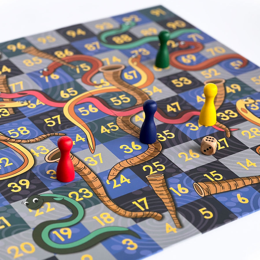 Eels and Traps Board Game